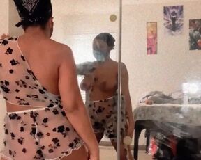 Twerking, Striping and more Skype call while my boss is on a plane