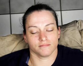 Huge Homemade facial blasting right in her eyes!!! Fixed sound