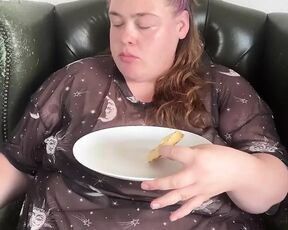 Huge Hungry BBW Stuffing Herself at Breakfast