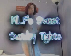 MILF Sunday Tights
